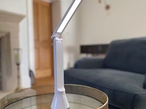 Eschenbach Magno Portable Travel Lamp – 2-in-1 Desk Lamp & Flashlight